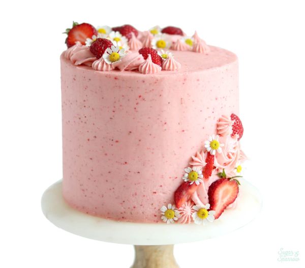 Royal Strawberry Cake