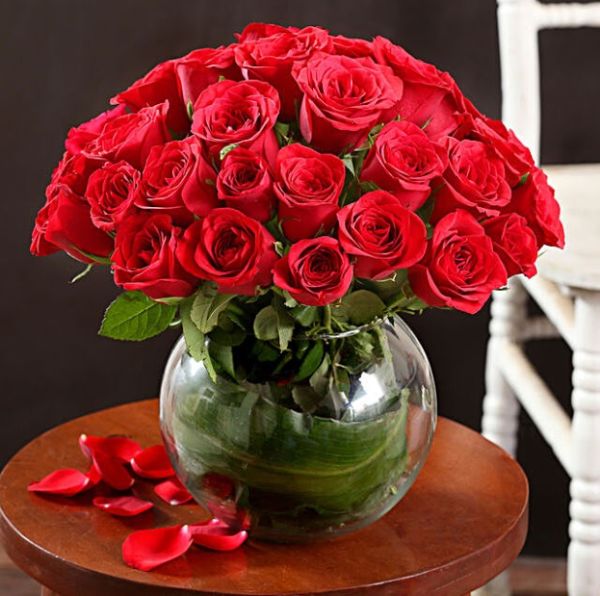 Red Roses Arrangement